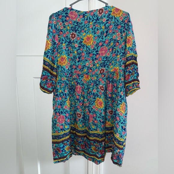 Gant Floral Dress with Blue and Pink Accents - Picture 2 of 3